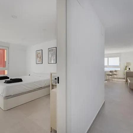 Blue Bay * Торрев'єха